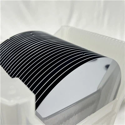 Booriseostettu piikiekko